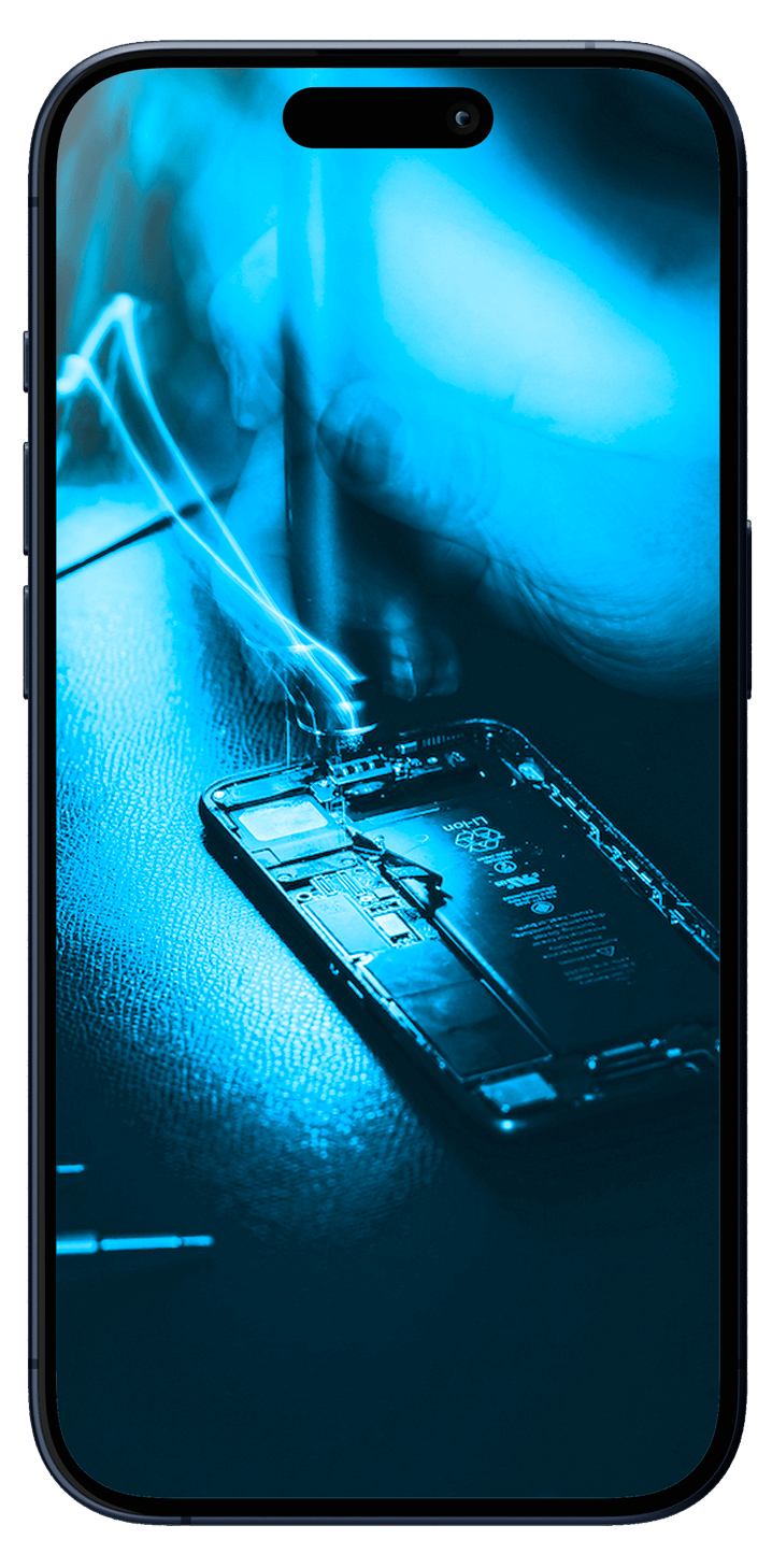 Smartphone mit Blick auf eine professionelle Reparatur
